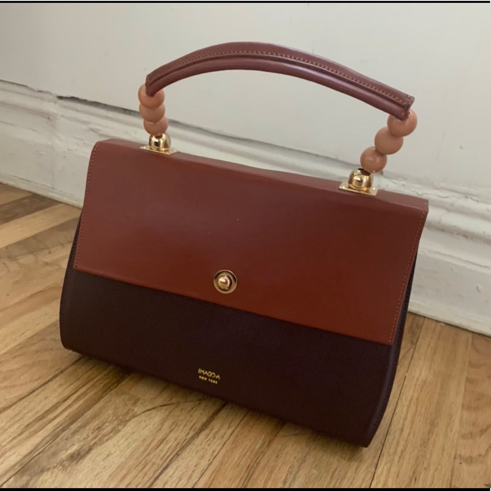 Imago A Handle Bag